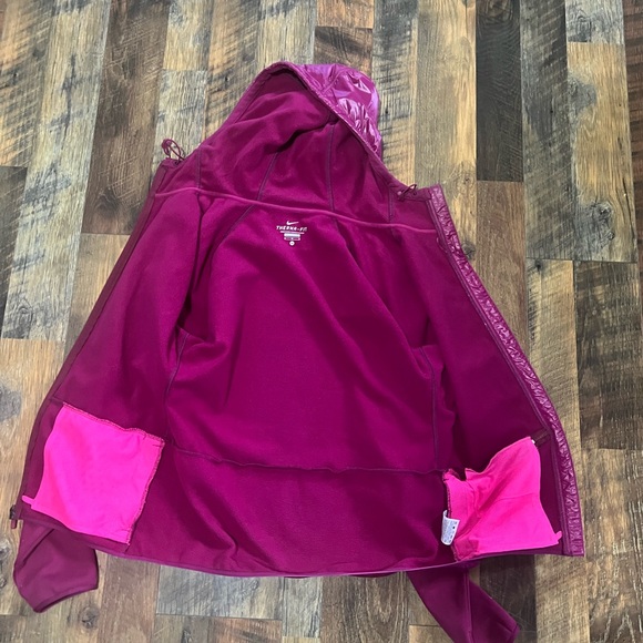 Nike Thermafit Shiny Vinyl Fleece-Lined Hooded Jacket - Picture 12 of 12